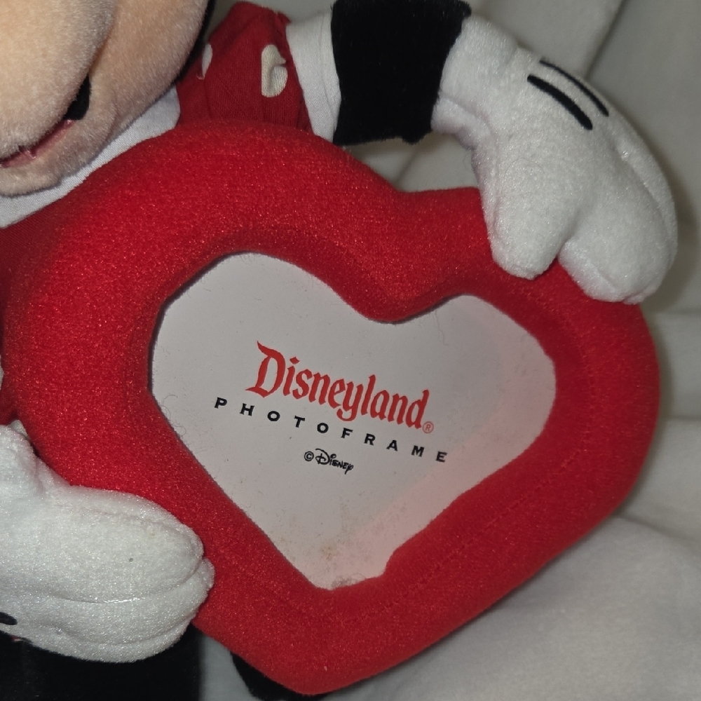Disneyland Minnie Mouse Plush with‎ Heart Frame - Picture 3 of 11